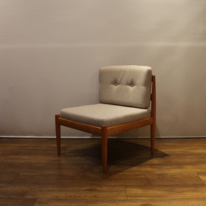 Universe sofa armless