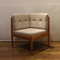 Universe sofa single arm